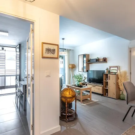 Apartamento Xirimiri By People *